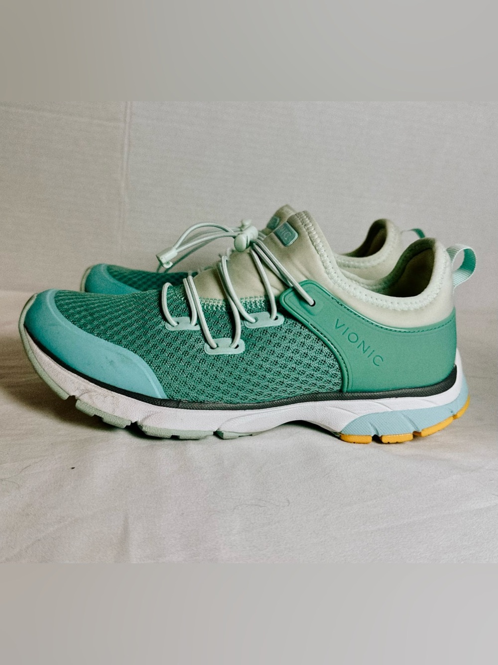 Vionic London Walking Shoes Women’s 6 Aqua Mint Orthotic Comfort Sneakers
